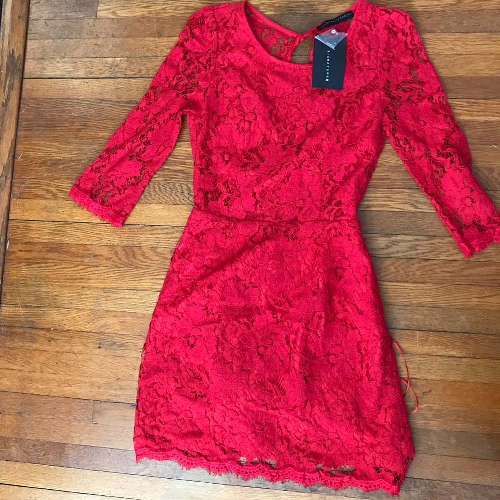 RED lace Dress from Lulu’s ❤️NEW❤️